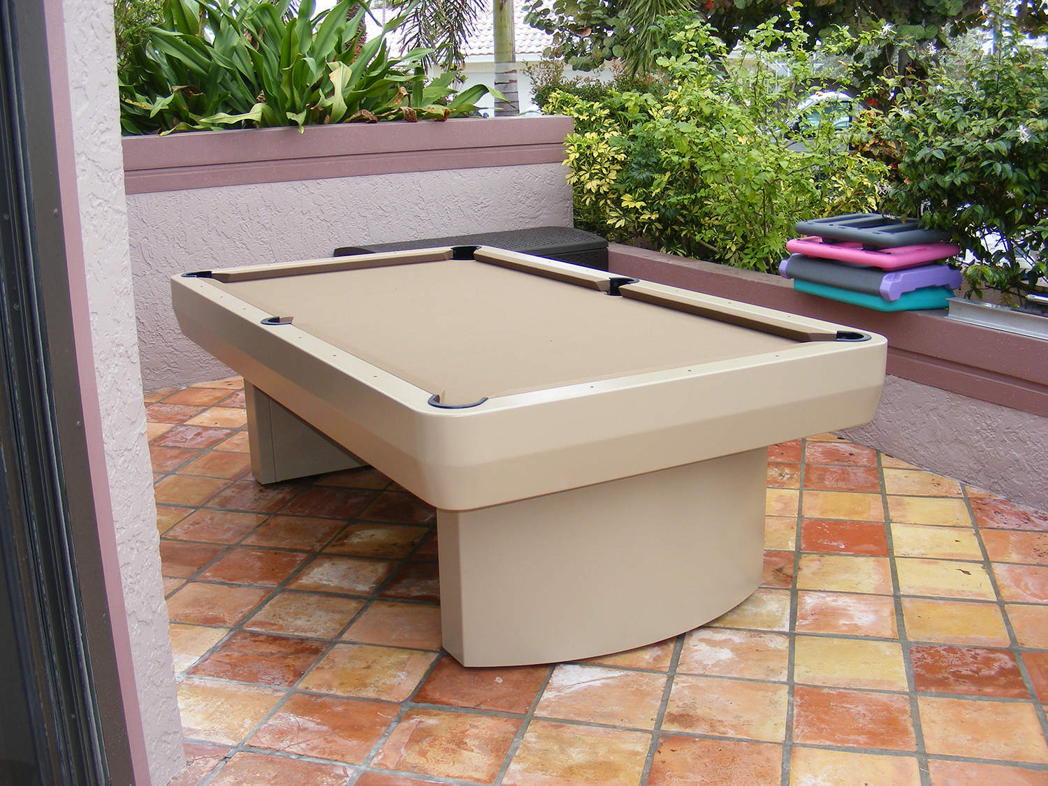 Outdoor Pool Table - 3000 Series